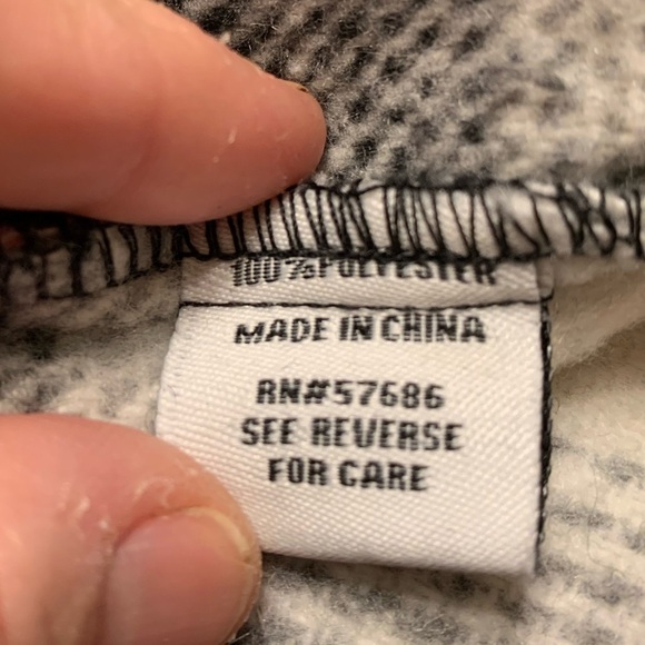 NWT Miss Selfie Oversized Shacket M – Grey Pink Plaid Button Jacket Casual Cozy - Picture 15 of 15